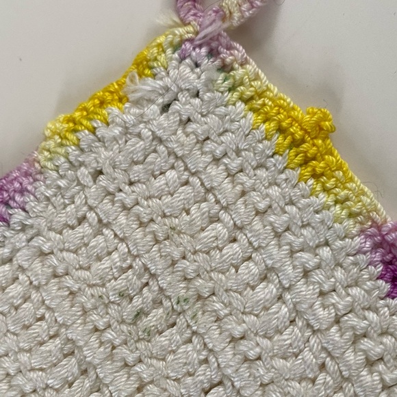 Vintage Hand Crocheted Pansy Potholder Ivory Purple Yellow Green - Picture 12 of 14